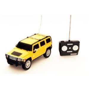   Hummer H3   Yellow   1 to 10 Scale   Radio Controlled Toys & Games